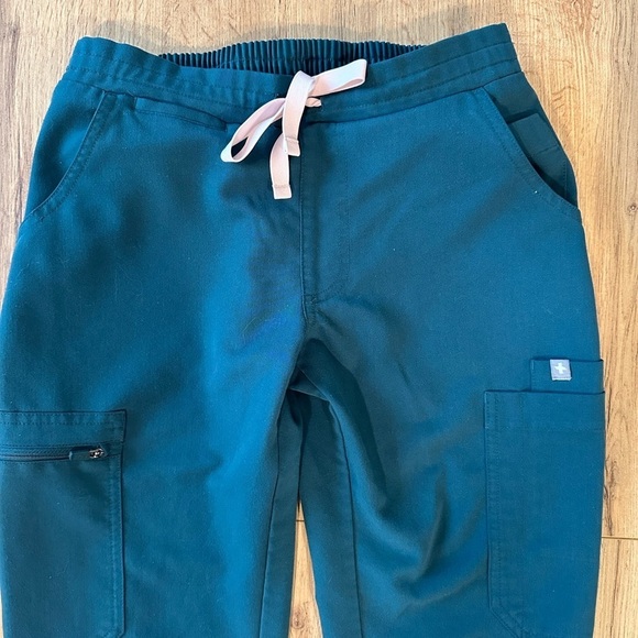 Figs technical collection scrub bottoms - Picture 3 of 11